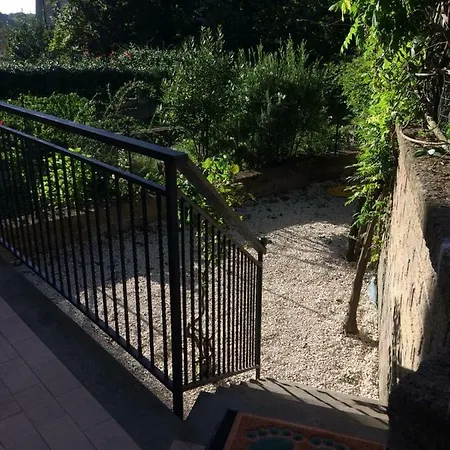 Casetta Relax A Sutri Exterior photo